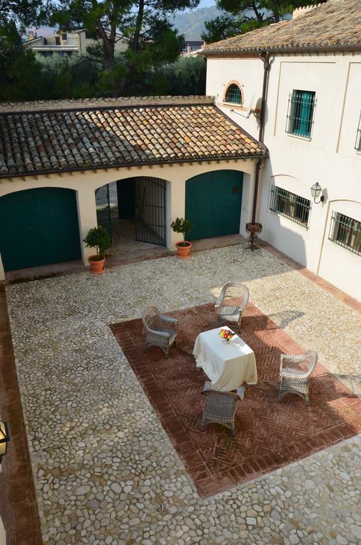 Villa Montanari Rosatiポルト・サン・ジョルジョ エクステリア 写真
